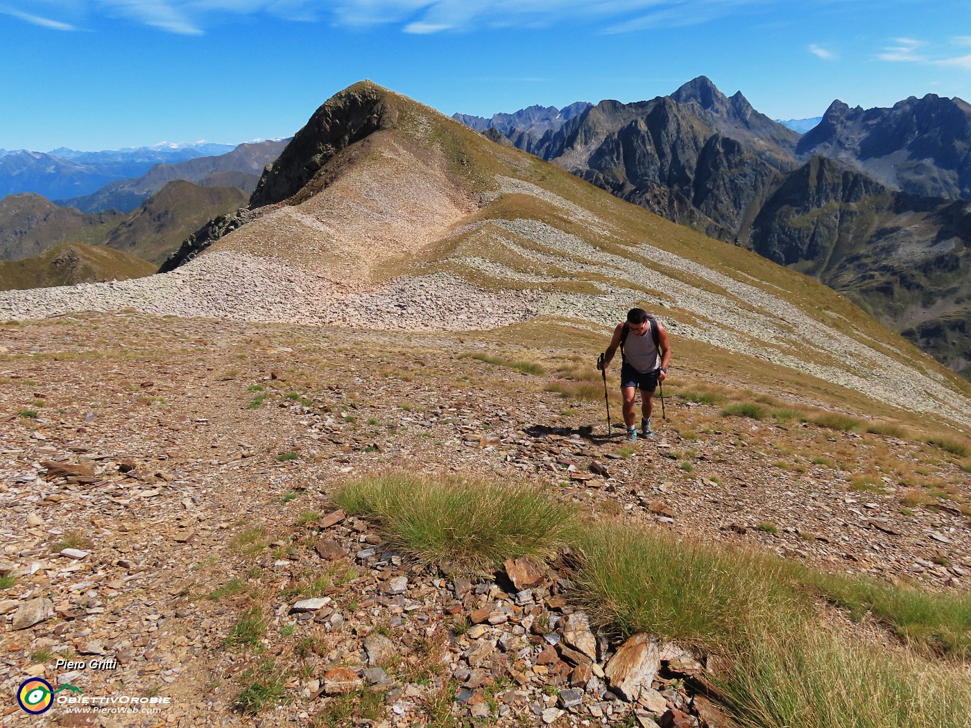 34 Scesi da Cima Venina saliamo verso il Monte Masoni.JPG